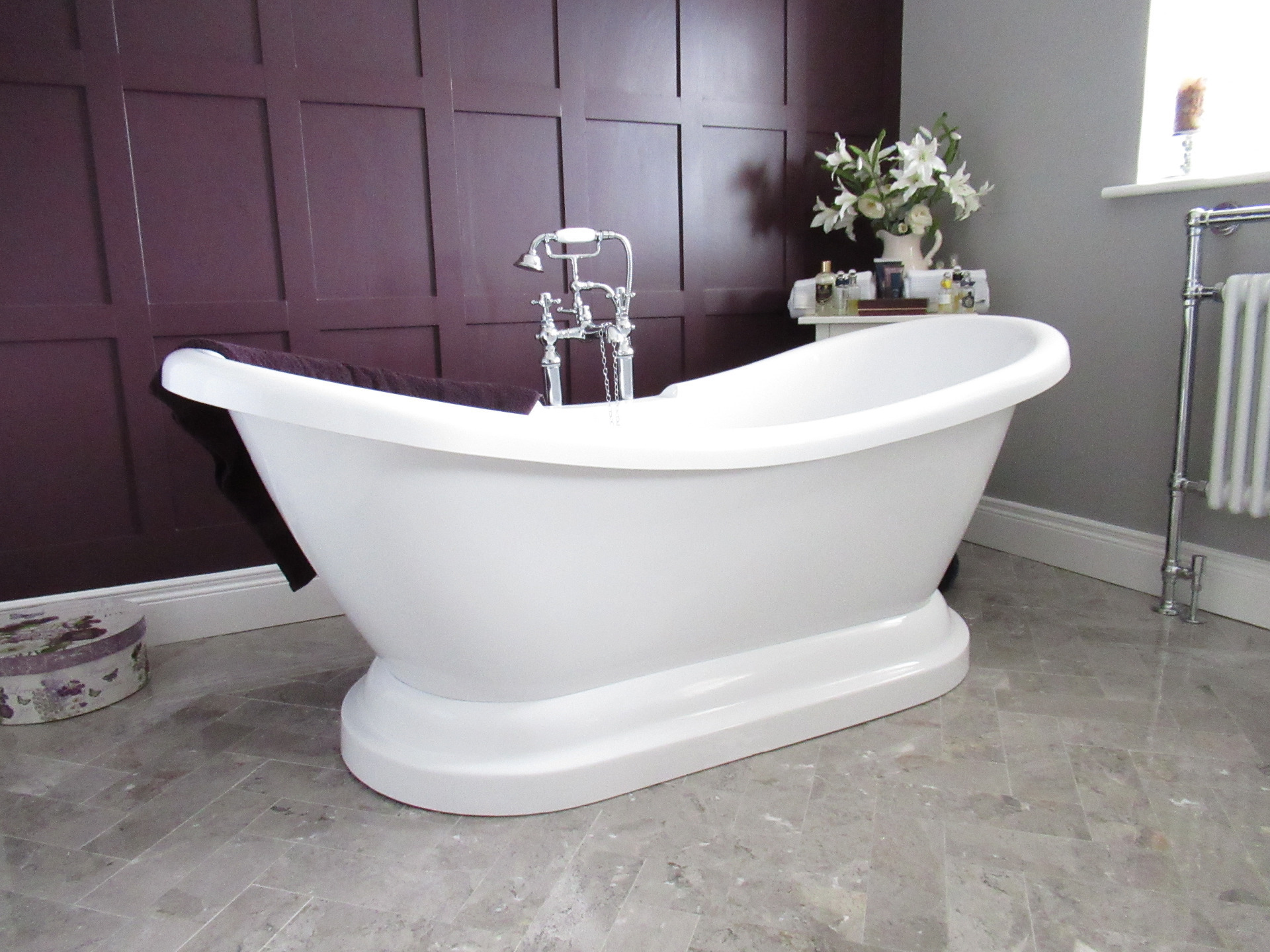 Roll Top bath and wall panelling installed by Elite Building Services Swords